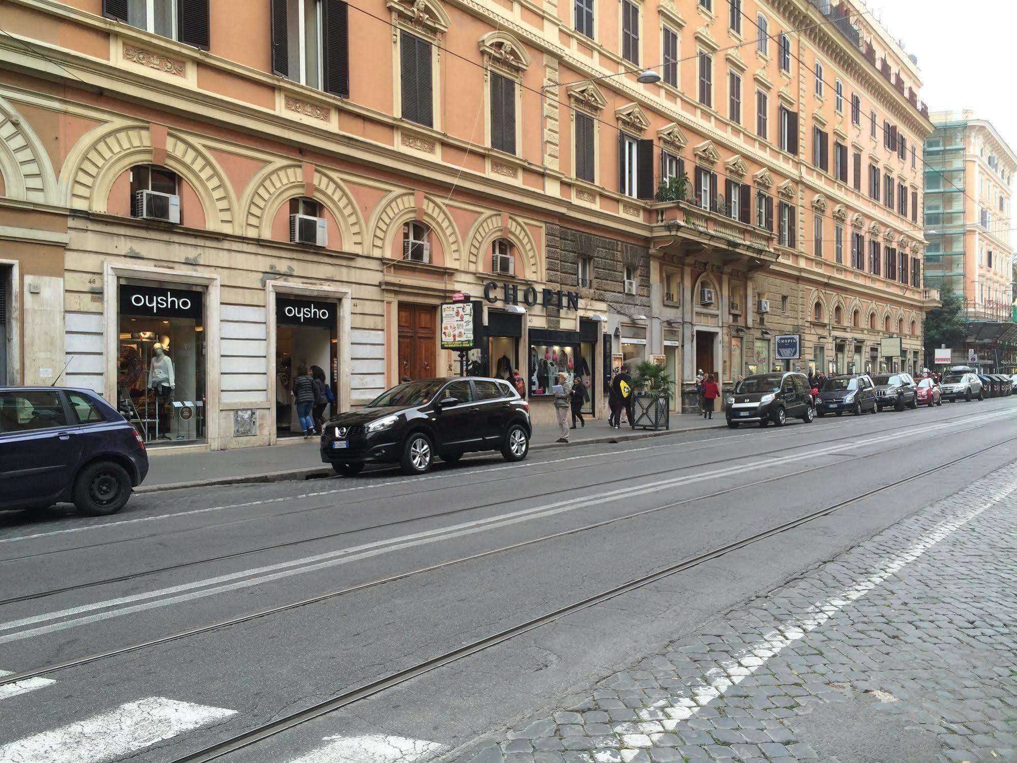I Prati Di Roma Suites Exterior photo